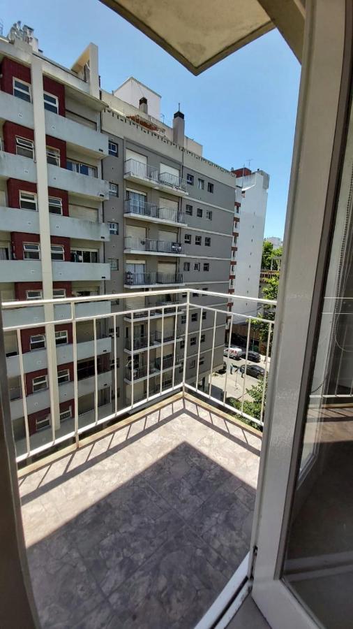 Departamento Luminoso Y Remodelado A Estrenar Zona Alberti *